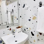 Egiana's Apartment- Inspired By The Sea غوليم