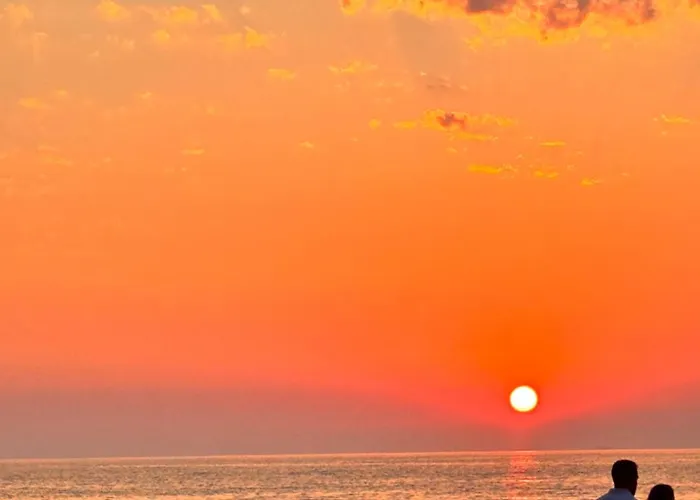 Egiana's Apartment- Inspired By The Sea גולם